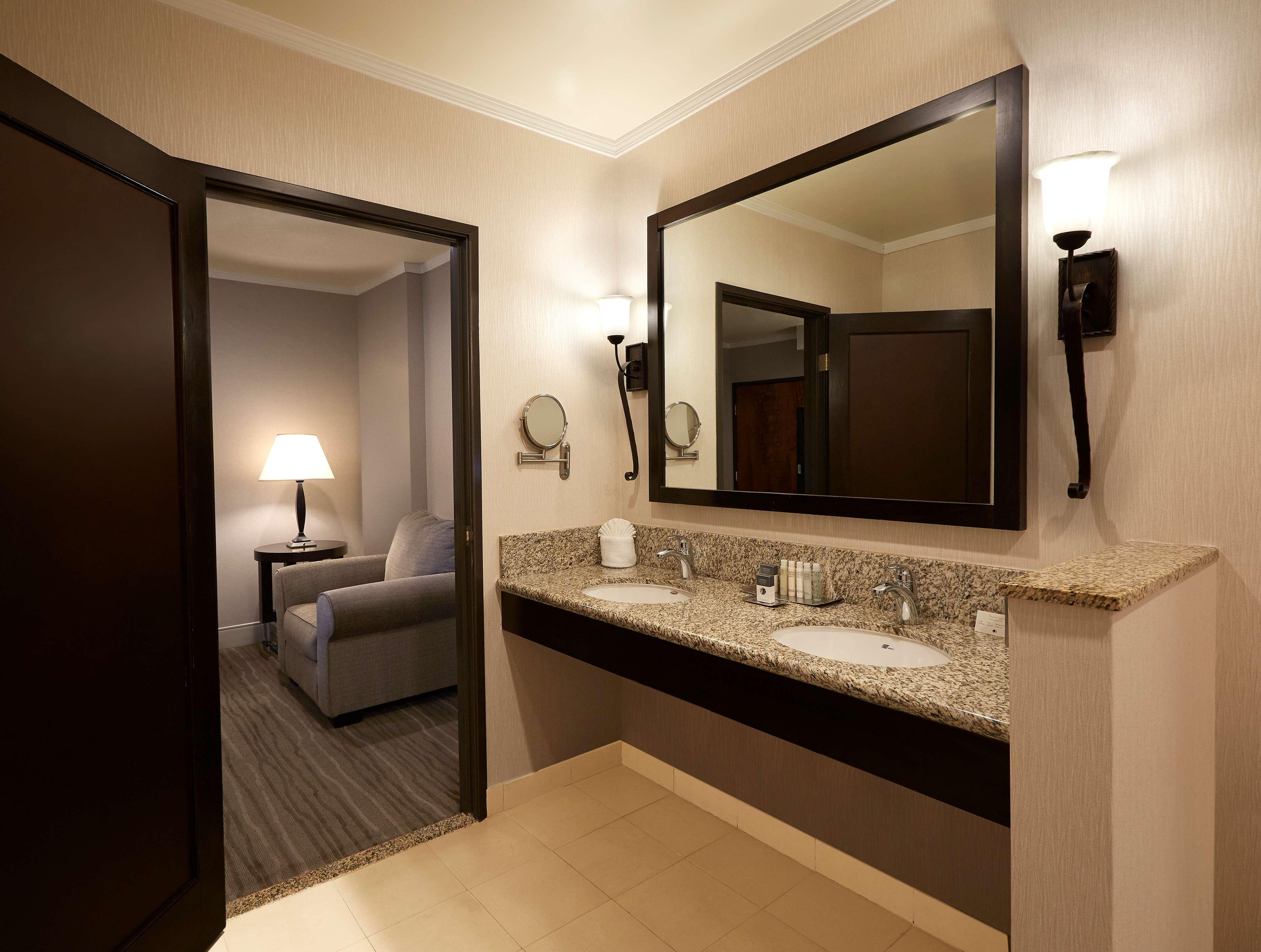 Doubletree By Hilton Hotel 4*