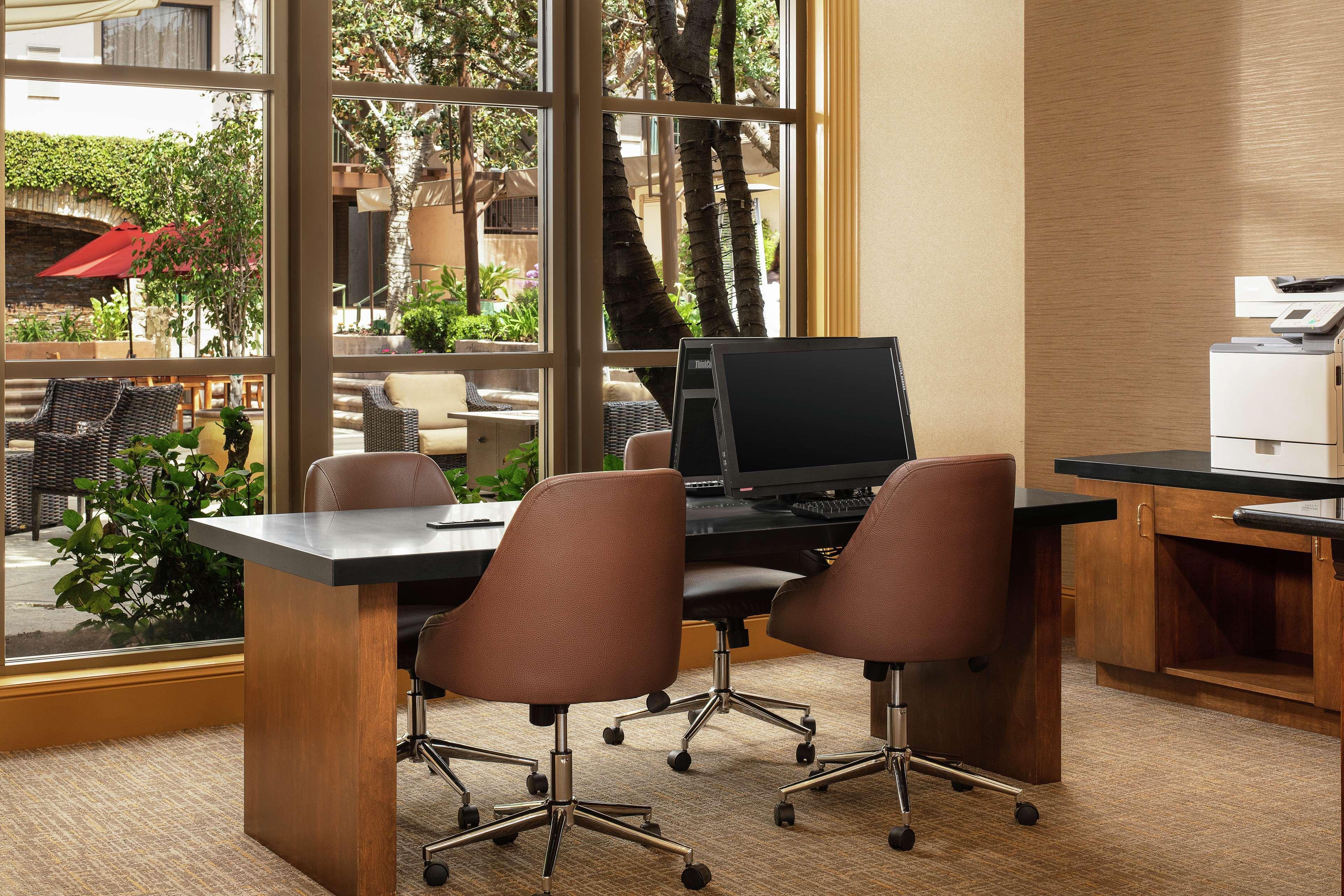 Doubletree By Hilton 4* Claremont