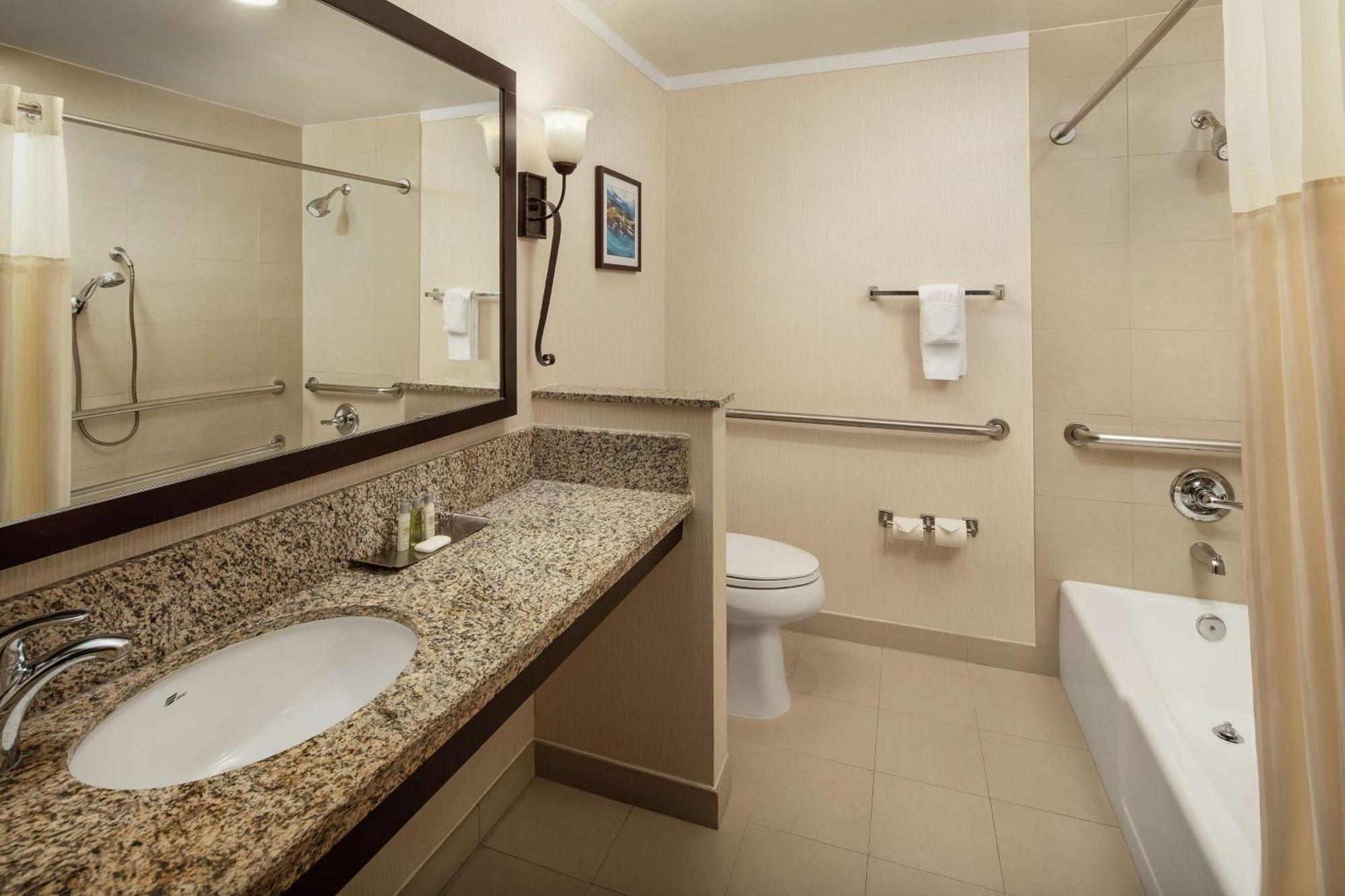 Doubletree By Hilton 4*