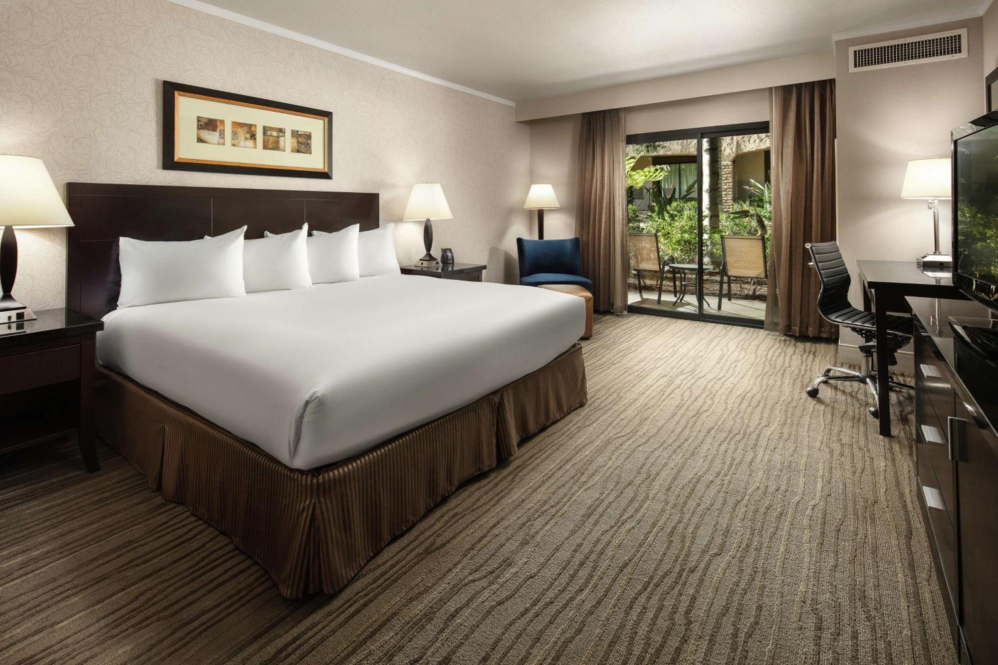 Doubletree By Hilton Hotel 4*